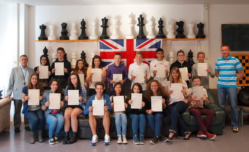Realschüler der 9. Jahrgangstufe erreichen Cambridge Examen.